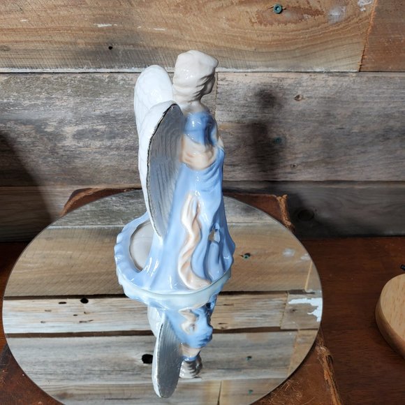 Ceramic Glazed Angel Playing Harp Tea Light Holder - Handpainted - Picture 3 of 6